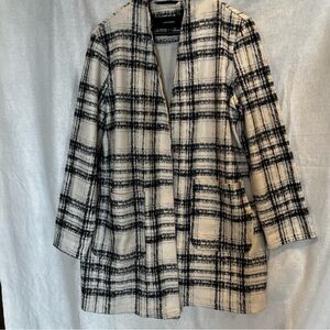 Vero moda women’s XL jacket, blazer front snaps extra layer black white